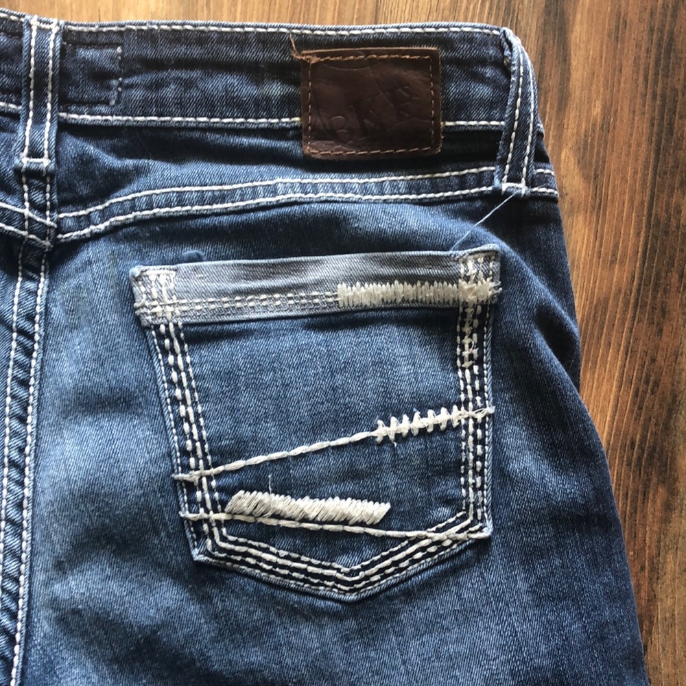 Buckle brand women’s capris